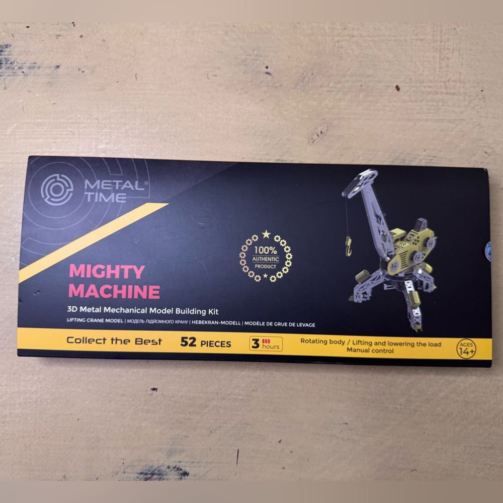 Metal Time Mighty Machine Crane Model Kit